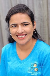Harpreet - Over 2 coordinator, qualified teacher The Tot Spot